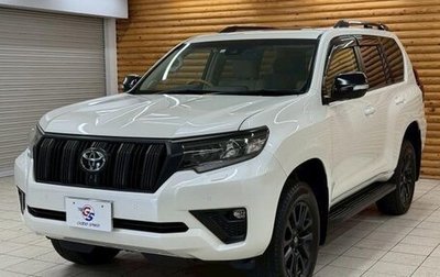 Toyota Land Cruiser Prado 150 рестайлинг 2, 2022 год, 4 035 000 рублей, 1 фотография