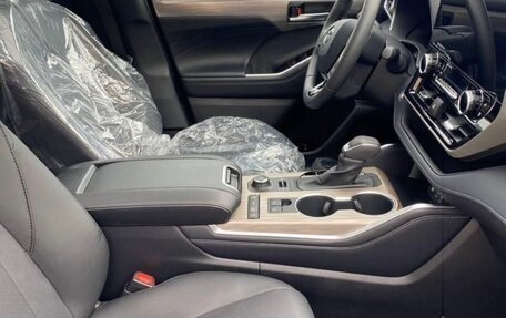 Toyota Highlander, 2025 год, 5 200 000 рублей, 12 фотография
