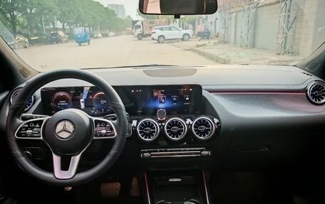 Mercedes-Benz GLA, 2022 год, 2 130 000 рублей, 3 фотография