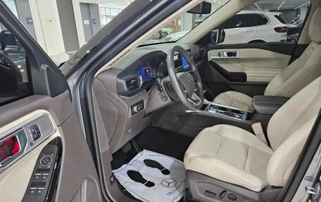 Ford Explorer VI, 2022 год, 3 200 000 рублей, 6 фотография
