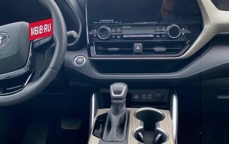 Toyota Highlander, 2025 год, 5 200 000 рублей, 17 фотография
