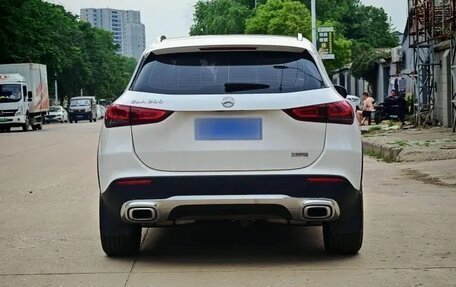 Mercedes-Benz GLA, 2022 год, 2 130 000 рублей, 13 фотография