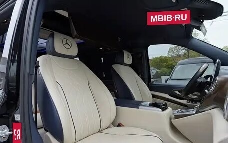 Mercedes-Benz Vito, 2022 год, 4 180 000 рублей, 9 фотография