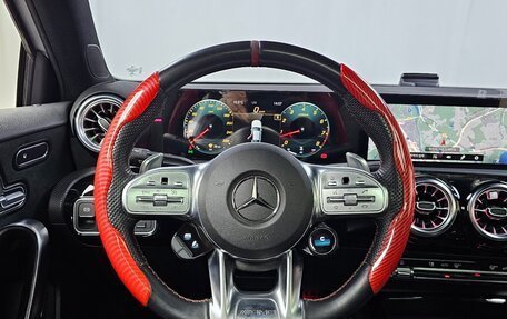 Mercedes-Benz A-Класс AMG, 2022 год, 3 000 000 рублей, 12 фотография