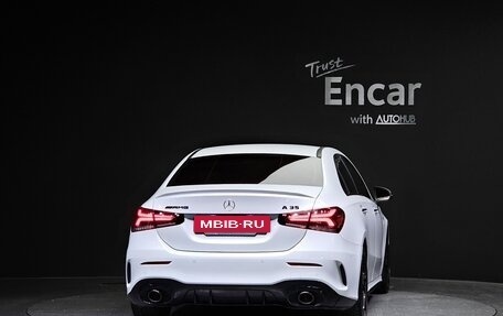 Mercedes-Benz A-Класс AMG, 2022 год, 3 000 000 рублей, 4 фотография