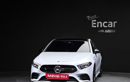 Mercedes-Benz A-Класс AMG, 2022 год, 3 000 000 рублей, 3 фотография
