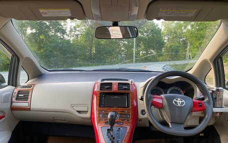 Toyota Auris II, 2009 год, 675 000 рублей, 13 фотография