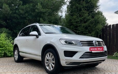 Volkswagen Touareg III, 2015 год, 3 250 000 рублей, 2 фотография