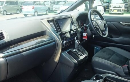 Toyota Alphard III, 2022 год, 3 250 000 рублей, 13 фотография