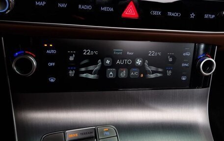 Genesis GV70, 2024 год, 6 380 000 рублей, 11 фотография