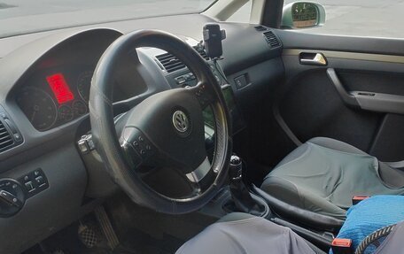 Volkswagen Touran III, 2008 год, 650 000 рублей, 7 фотография