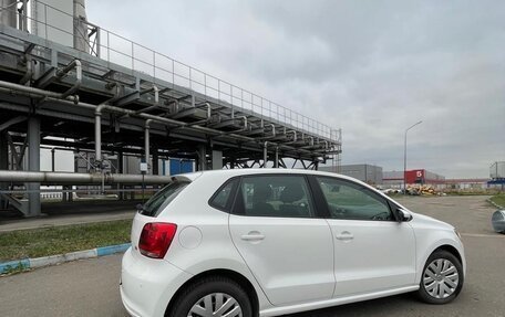 Volkswagen Polo VI (EU Market), 2011 год, 850 000 рублей, 7 фотография
