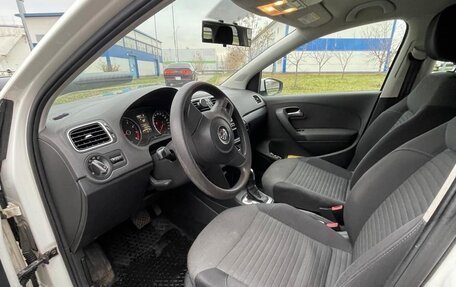 Volkswagen Polo VI (EU Market), 2011 год, 850 000 рублей, 4 фотография