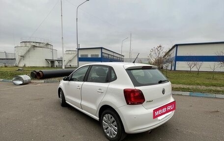 Volkswagen Polo VI (EU Market), 2011 год, 850 000 рублей, 6 фотография