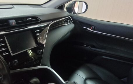 Toyota Camry, 2019 год, 2 900 000 рублей, 1 фотография