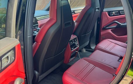 Porsche Cayenne III, 2023 год, 14 990 000 рублей, 9 фотография