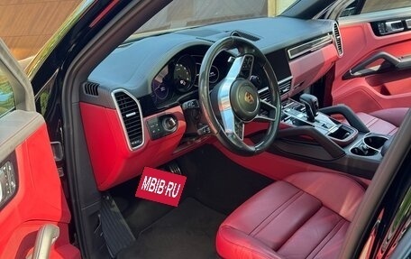 Porsche Cayenne III, 2023 год, 14 990 000 рублей, 10 фотография
