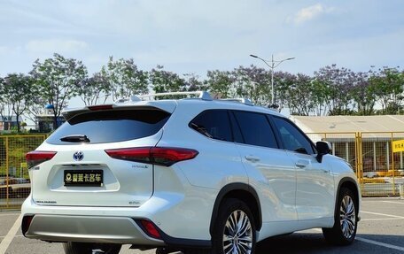 Toyota Highlander, 2022 год, 3 921 000 рублей, 12 фотография