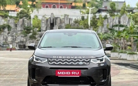 Land Rover Discovery Sport I рестайлинг, 2022 год, 2 700 000 рублей, 2 фотография