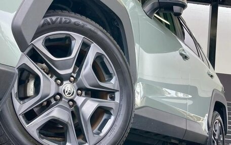 Toyota RAV4, 2023 год, 2 450 000 рублей, 9 фотография