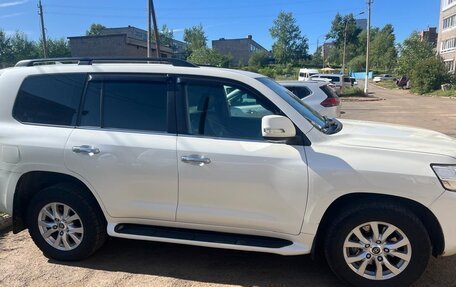 Toyota Land Cruiser 200, 2020 год, 8 200 000 рублей, 2 фотография