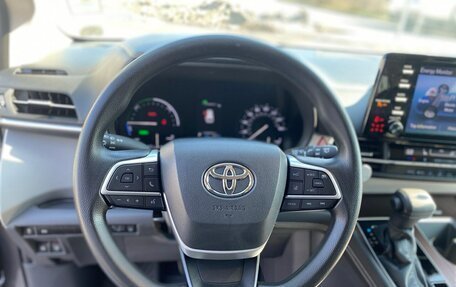Toyota Sienna, 2021 год, 4 100 000 рублей, 14 фотография