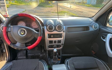 Renault Logan I, 2011 год, 600 000 рублей, 6 фотография
