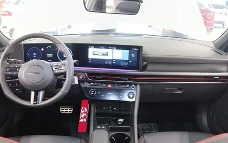 Hyundai Sonata VIII, 2022 год, 2 385 000 рублей, 5 фотография