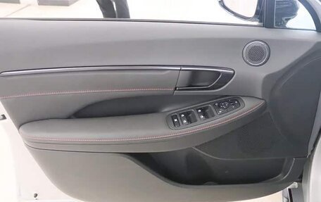 Hyundai Sonata VIII, 2022 год, 2 385 000 рублей, 13 фотография