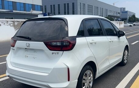 Honda Fit, 2021 год, 1 030 000 рублей, 11 фотография