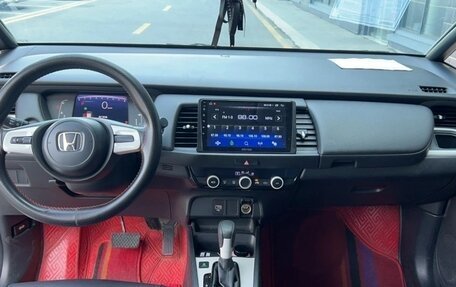 Honda Fit, 2021 год, 1 030 000 рублей, 4 фотография