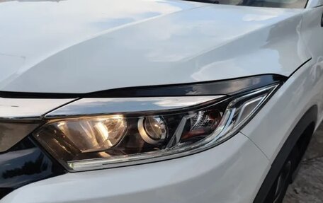 Honda Vezel, 2021 год, 1 230 000 рублей, 17 фотография