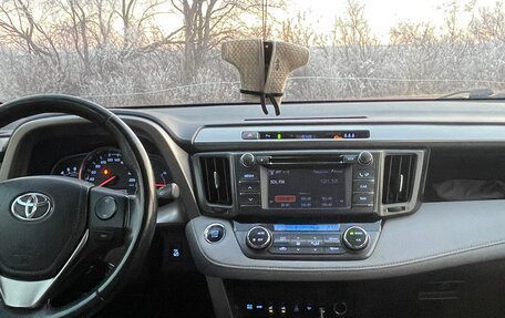 Toyota RAV4, 2013 год, 2 400 000 рублей, 7 фотография