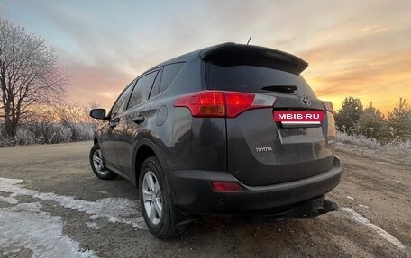 Toyota RAV4, 2013 год, 2 400 000 рублей, 5 фотография