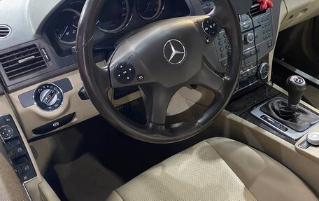 Mercedes-Benz C-Класс, 2009 год, 750 000 рублей, 2 фотография