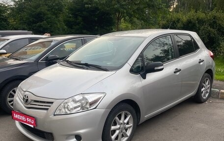 Toyota Auris II, 2010 год, 1 100 000 рублей, 6 фотография