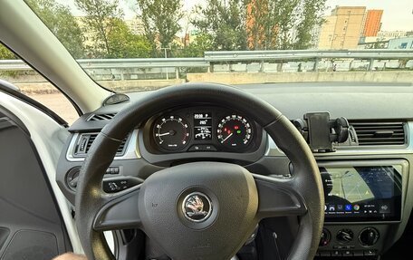 Skoda Rapid I, 2014 год, 975 000 рублей, 8 фотография