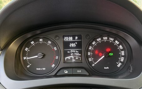 Skoda Rapid I, 2014 год, 975 000 рублей, 9 фотография