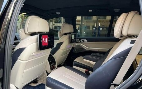 BMW X7, 2021 год, 6 000 009 рублей, 28 фотография