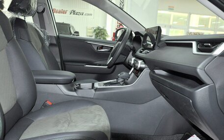 Toyota RAV4, 2025 год, 3 299 000 рублей, 9 фотография