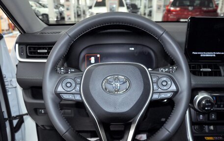 Toyota RAV4, 2025 год, 3 299 000 рублей, 11 фотография