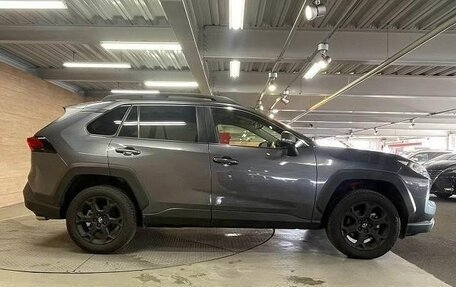 Toyota RAV4, 2023 год, 2 600 000 рублей, 8 фотография