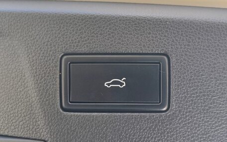 Volkswagen Tiguan II, 2021 год, 3 280 000 рублей, 17 фотография