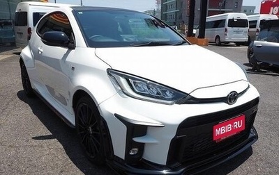 Toyota Yaris, 2022 год, 2 458 000 рублей, 1 фотография