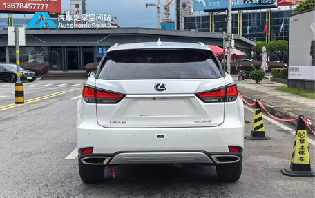Lexus RX IV рестайлинг, 2021 год, 3 914 000 рублей, 5 фотография
