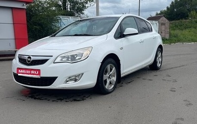 Opel Astra J, 2011 год, 650 000 рублей, 1 фотография