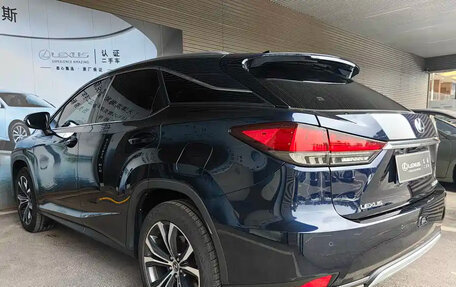 Lexus RX IV рестайлинг, 2022 год, 3 900 000 рублей, 4 фотография