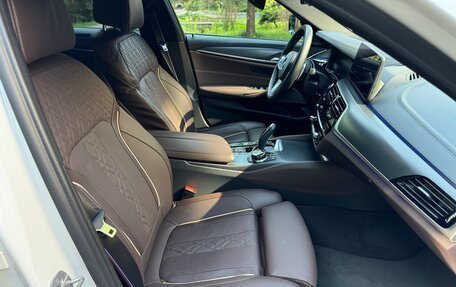 BMW 5 серия, 2021 год, 8 200 000 рублей, 9 фотография
