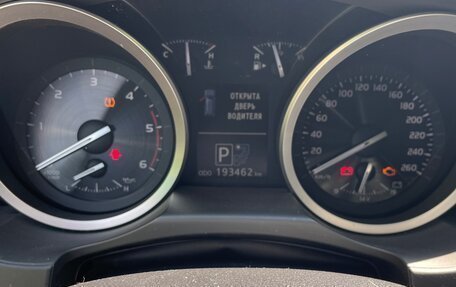 Toyota Land Cruiser 200, 2015 год, 5 500 000 рублей, 14 фотография