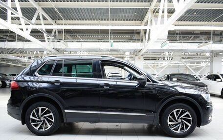 Volkswagen Tiguan II, 2018 год, 2 220 000 рублей, 8 фотография